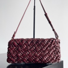 보테가 베네타 칼리메로 차차 스트랩백